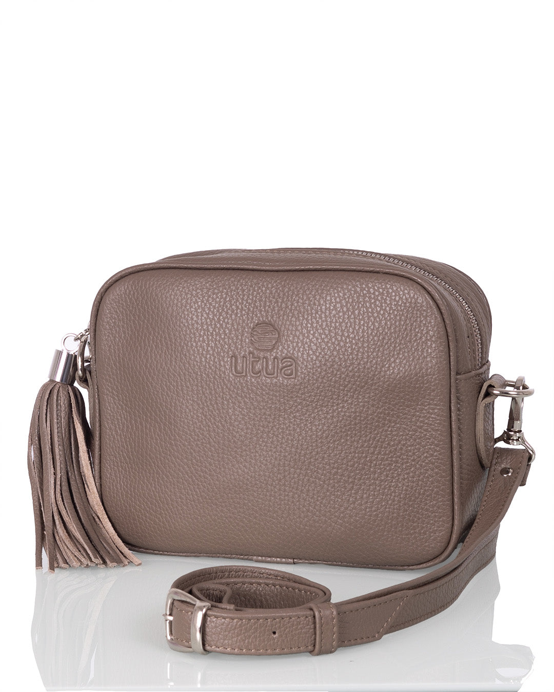 Harmaa olkalaukku Utua Espoo