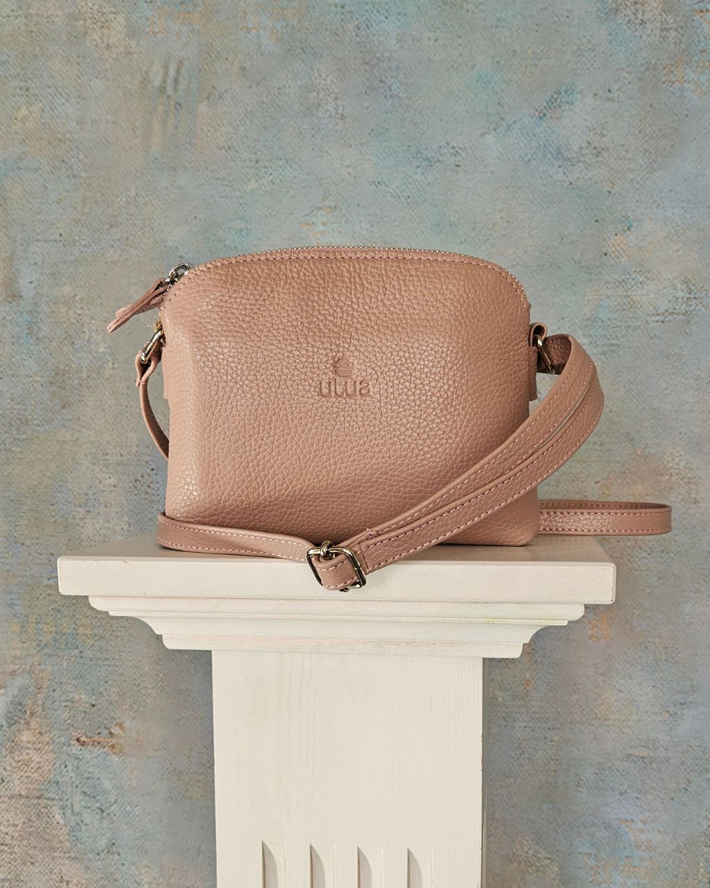 Lysti small leather bag, light pink