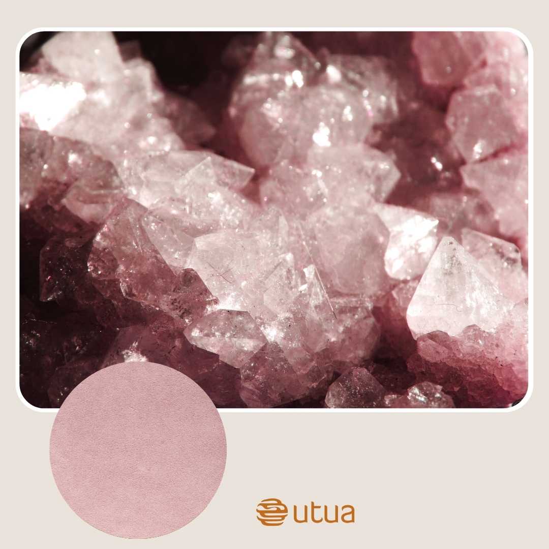 Turmaliini on upea väri nahkalaukulle.