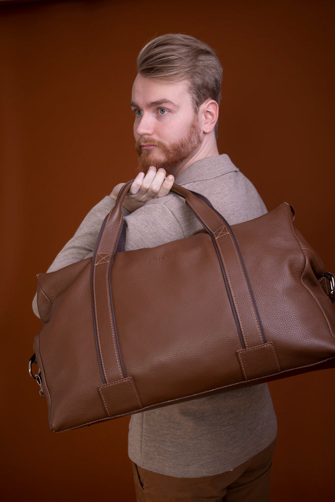 Weekender Exclusive viikonloppulaukku tummanruskea