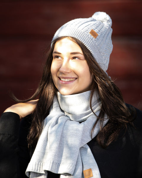 Utua jättihuivi 100 % merinovillaa, 60x190 cm harmaa