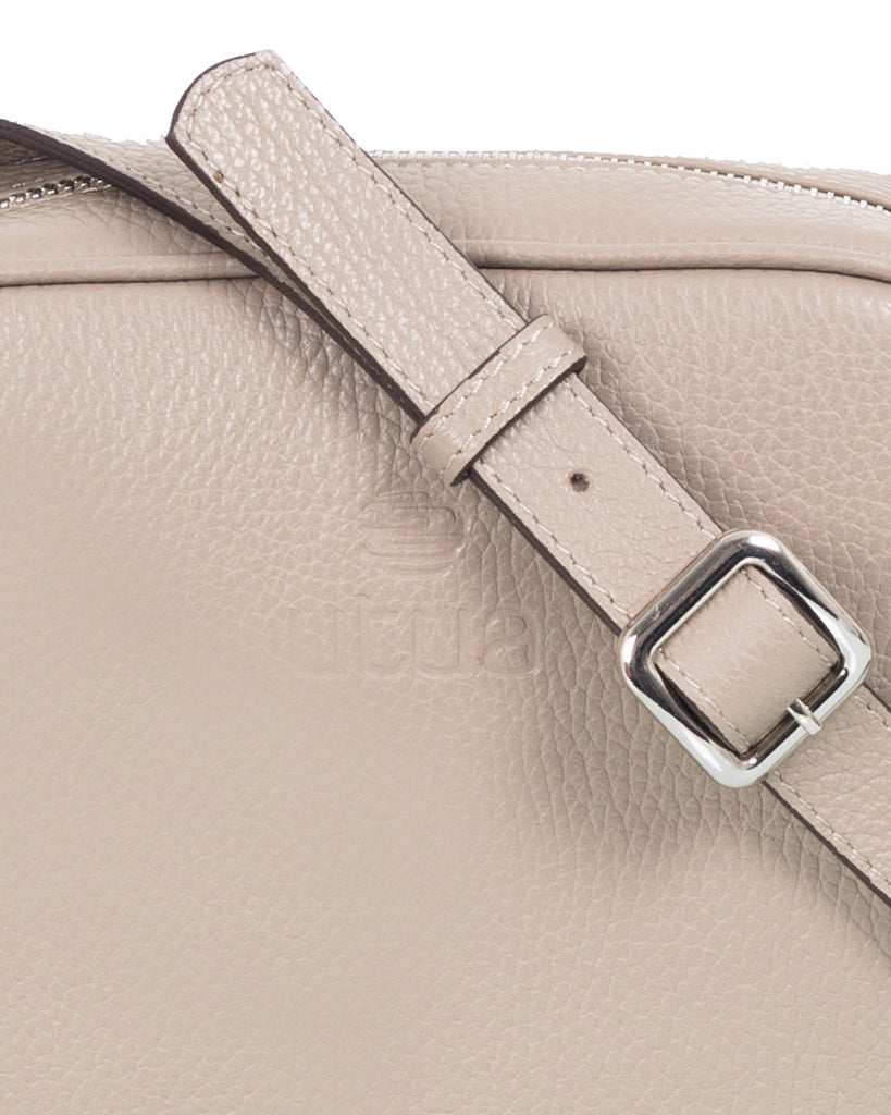 Laadukas-harmaa-Utua-Espoo-Exclusive-olkalaukku