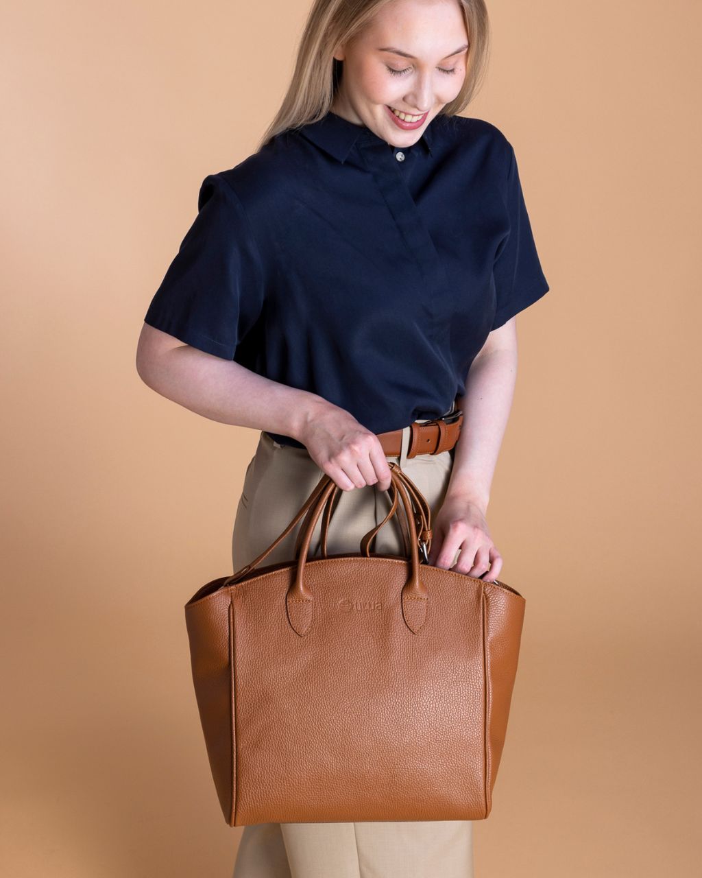 LaadukasUtuaArtemiskasilaukkumusta