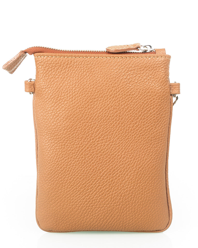 Suomalainen-ruskea-puhelinlaukku-Utua-Santra