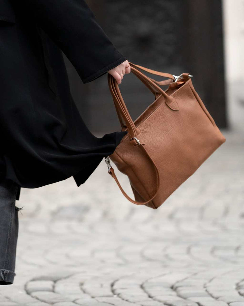 Utuan laadukas kasilaukku Selene Exclusive ruskea