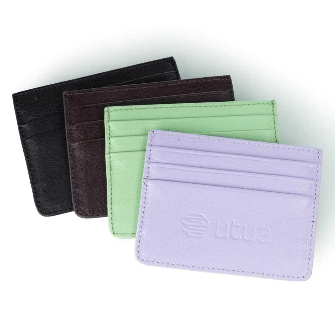 Värikkäät nahkaiset korttikotelot