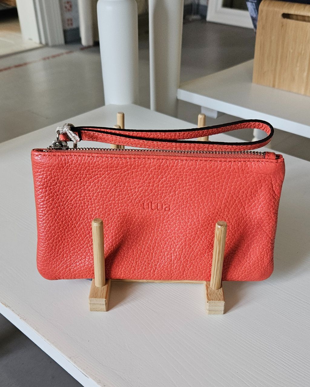 Naava wrist bag, coral –