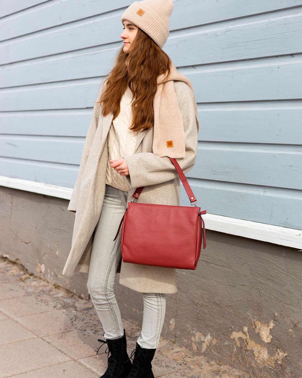 punainen ingrid kasilaukku aitoa nahkaa